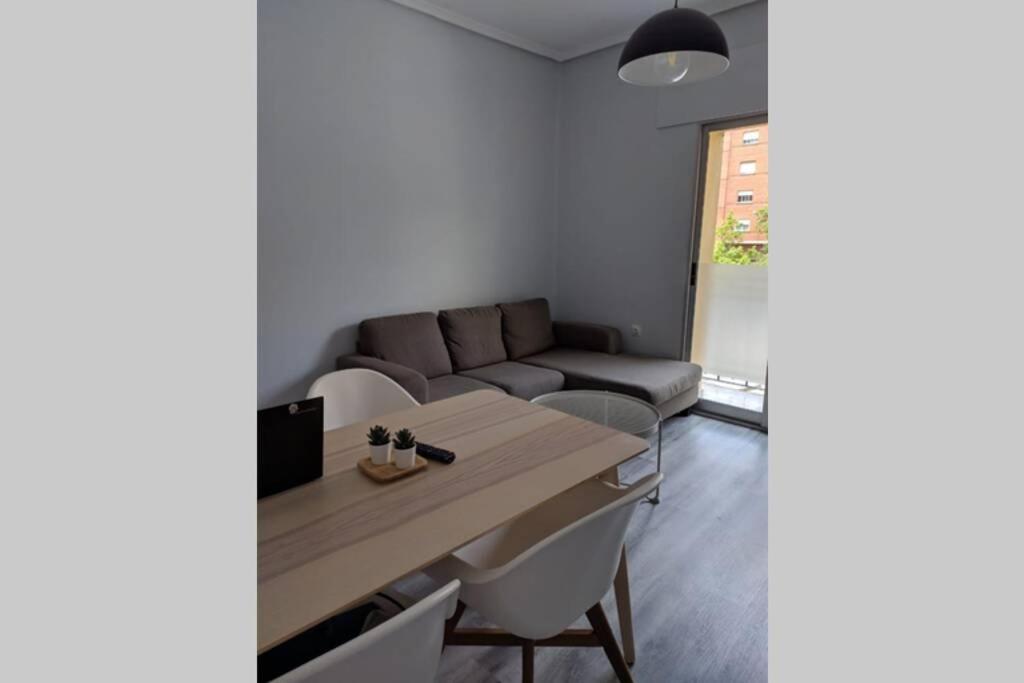 Piso Reformado ideal para tus vacaciones Valencia Exterior foto